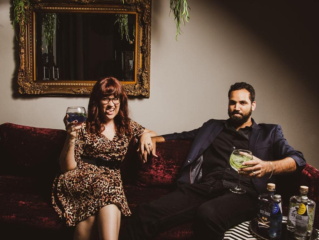 six dogs gin